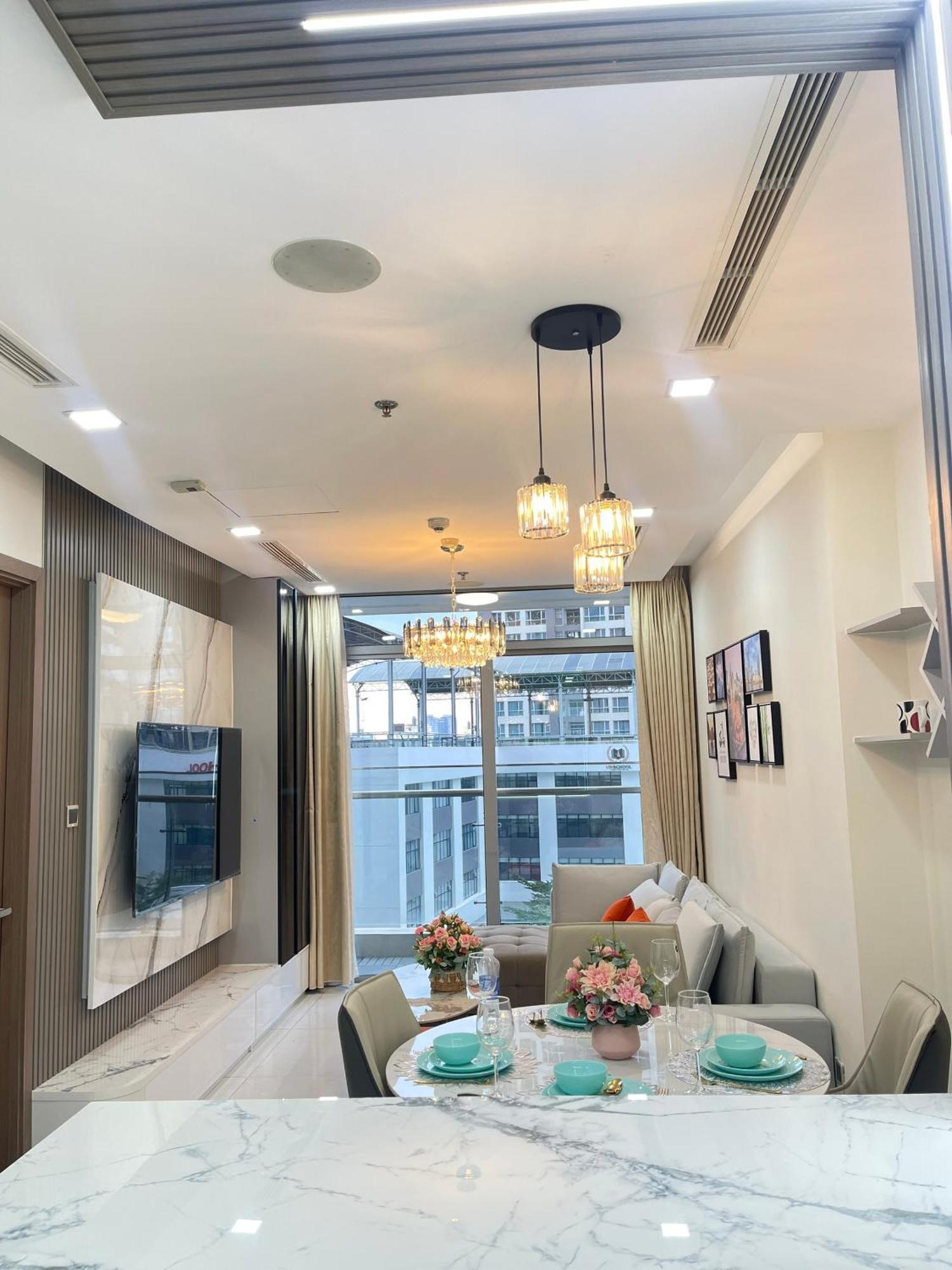 Vinhomes Lux * TP. Hồ Chí Minh